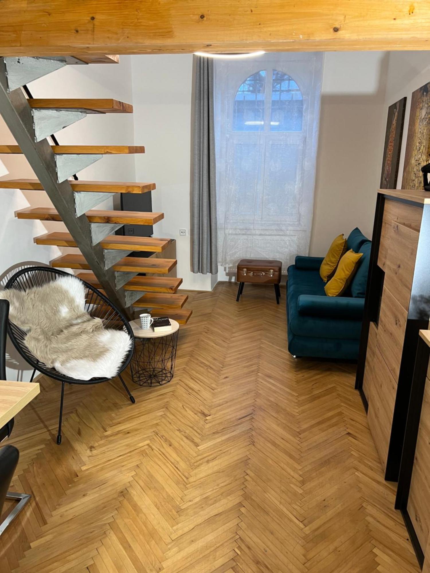 Apartment Plus Parking Brno Bagian luar foto